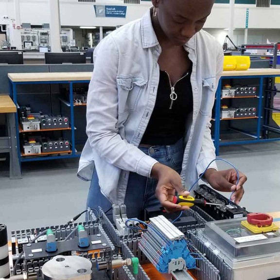 WTCS Images Northeast Wisconsin College Page Modular Photo Collage Photo 2 2X